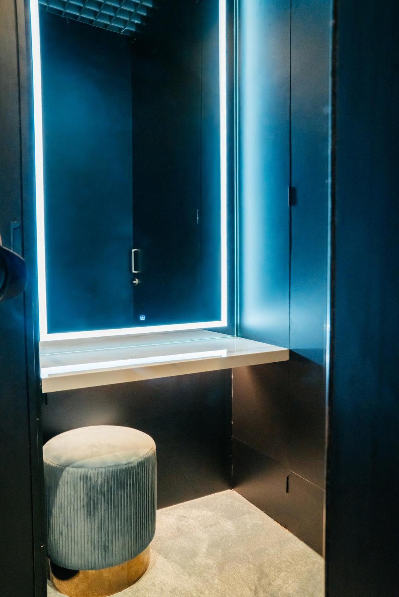 Capsuletransit Sleep Lounge Klia T1 Airport Hotel - Landside, Public Area At Lvl 5 雪邦 外观 照片